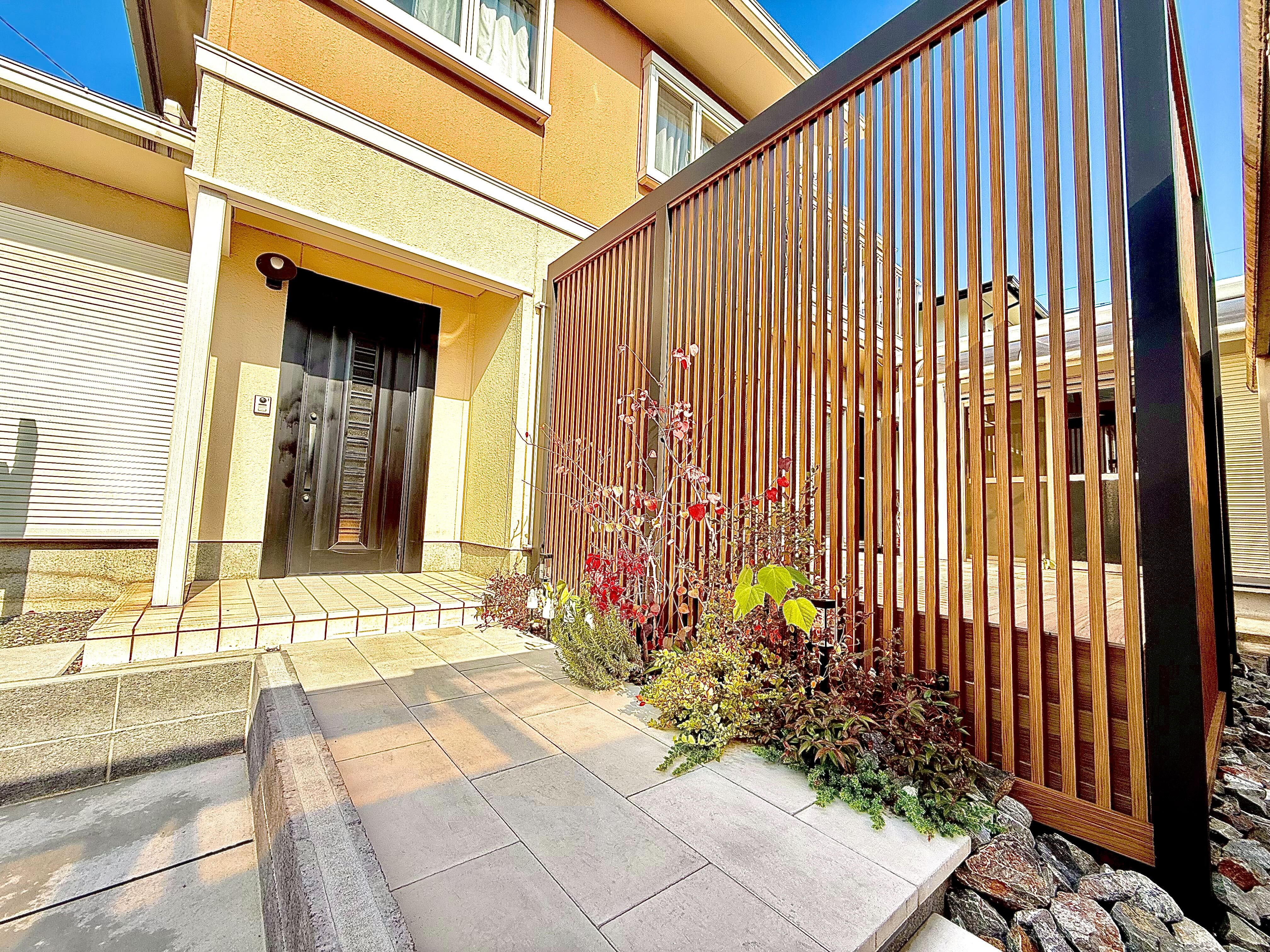 玄関周りのトータルデザイン工事